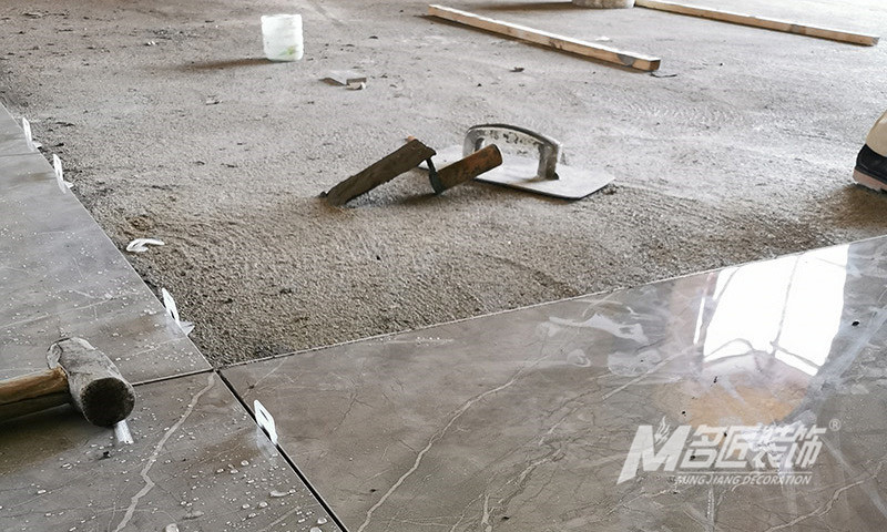 合肥装修公司剖析毛坯房装修流程之瓷砖铺贴施工